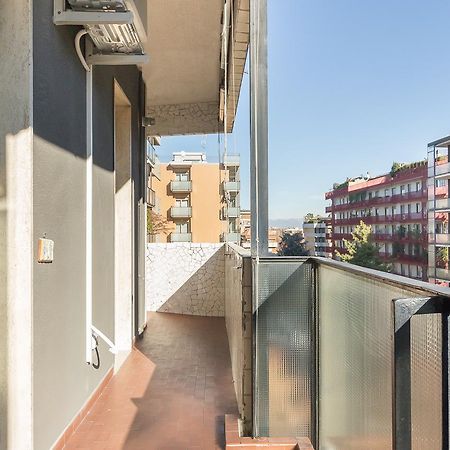 Appartement Alessia'S Flat- Sondrio M3 à Milan Extérieur photo